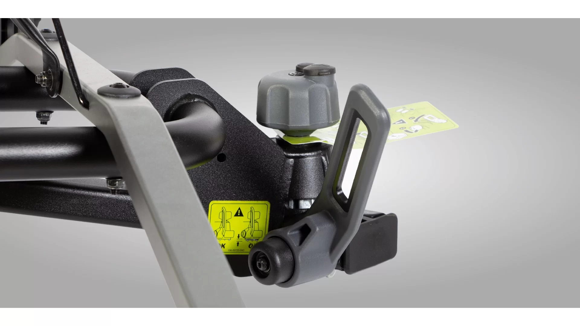 Buzzrack Buzzybee 4 (Tow Ball) 4 Bike Platform Rack - BR-4-BUZZYBEE - View 6