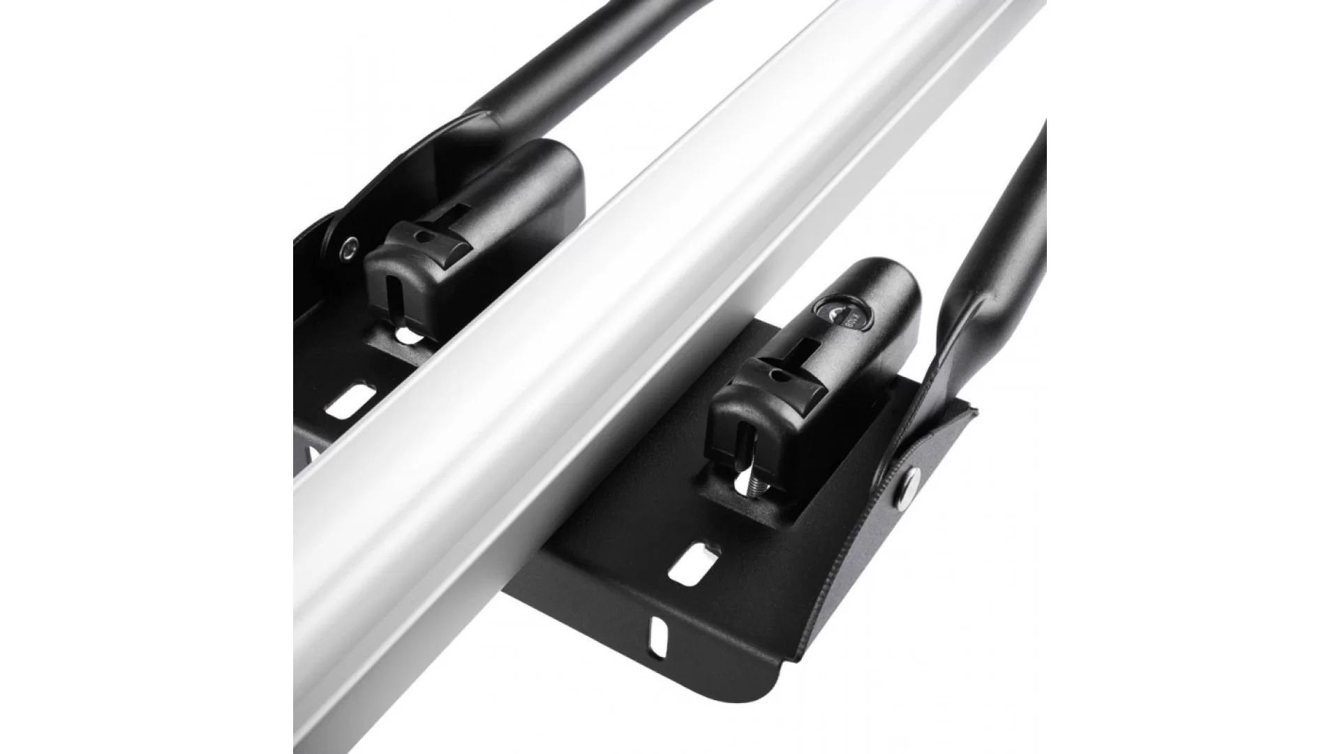 Cruz Race silver roof mounted bike carrier x 4 - 940-014 - View 5