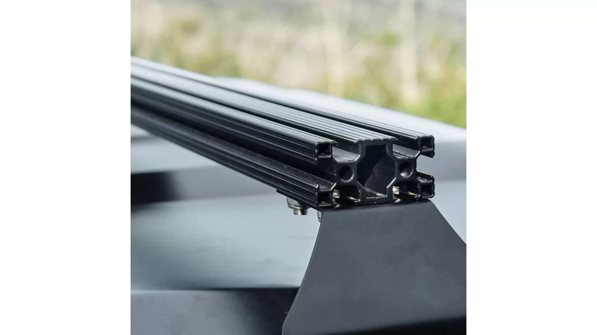 Darche Hardshell Roof Top Tent Roof Rails 1550 (T050801554B) - View 3