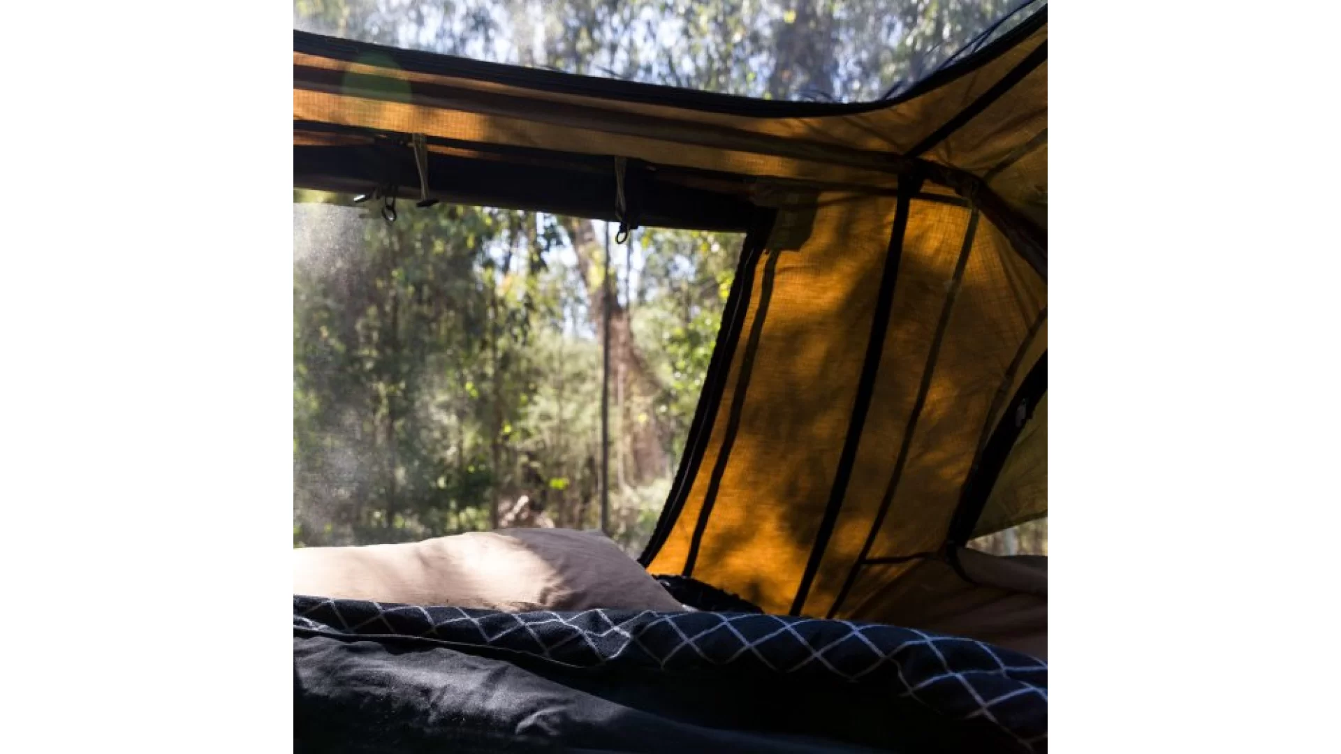 Darche Hi-View Small Roof Top Tent (T050801605D) - View 1