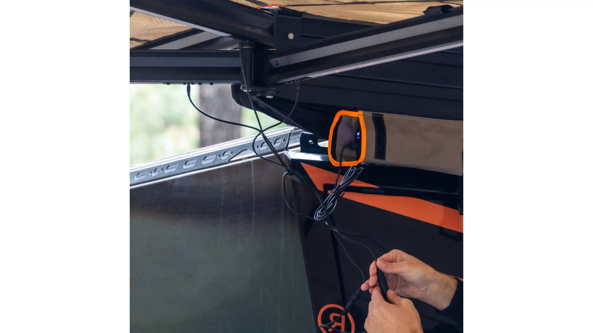 Darche 270 Freestanding LED Awning Right (T050801740RHS) - View 6