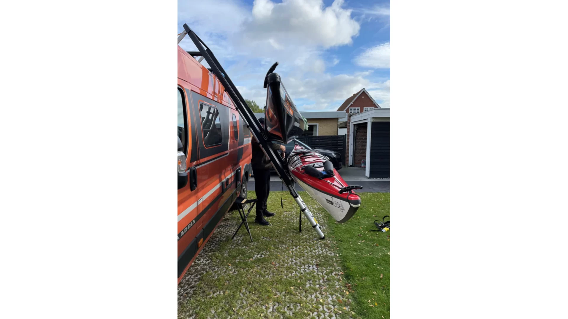 Dropracks Tall Van - DR260 - View 1