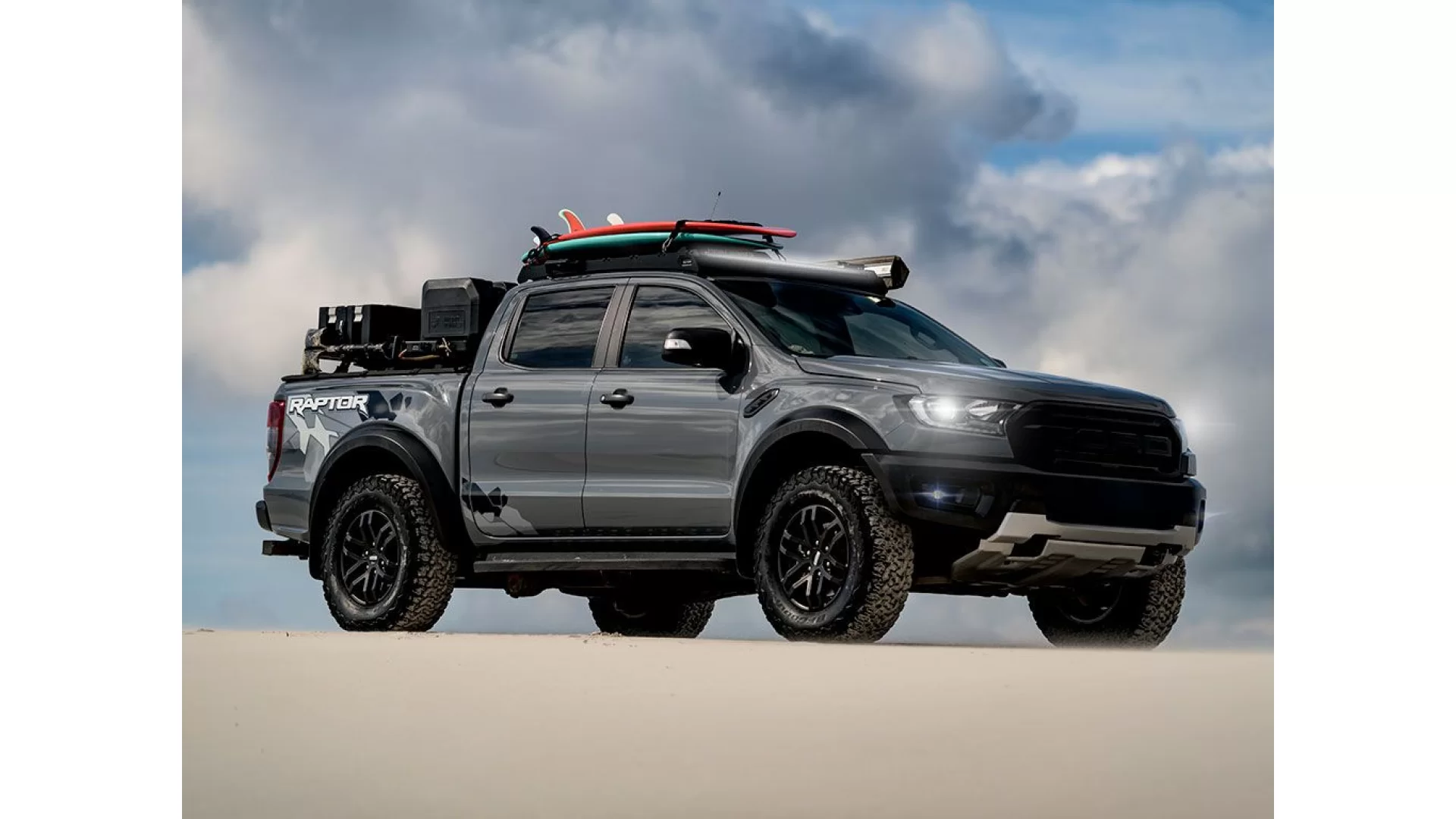 Ford Ranger T6 / Wildtrak / Raptor (2012-2022) Slimsport Roof Rack Kit / Lightbar ready - KSFR003T - View 1