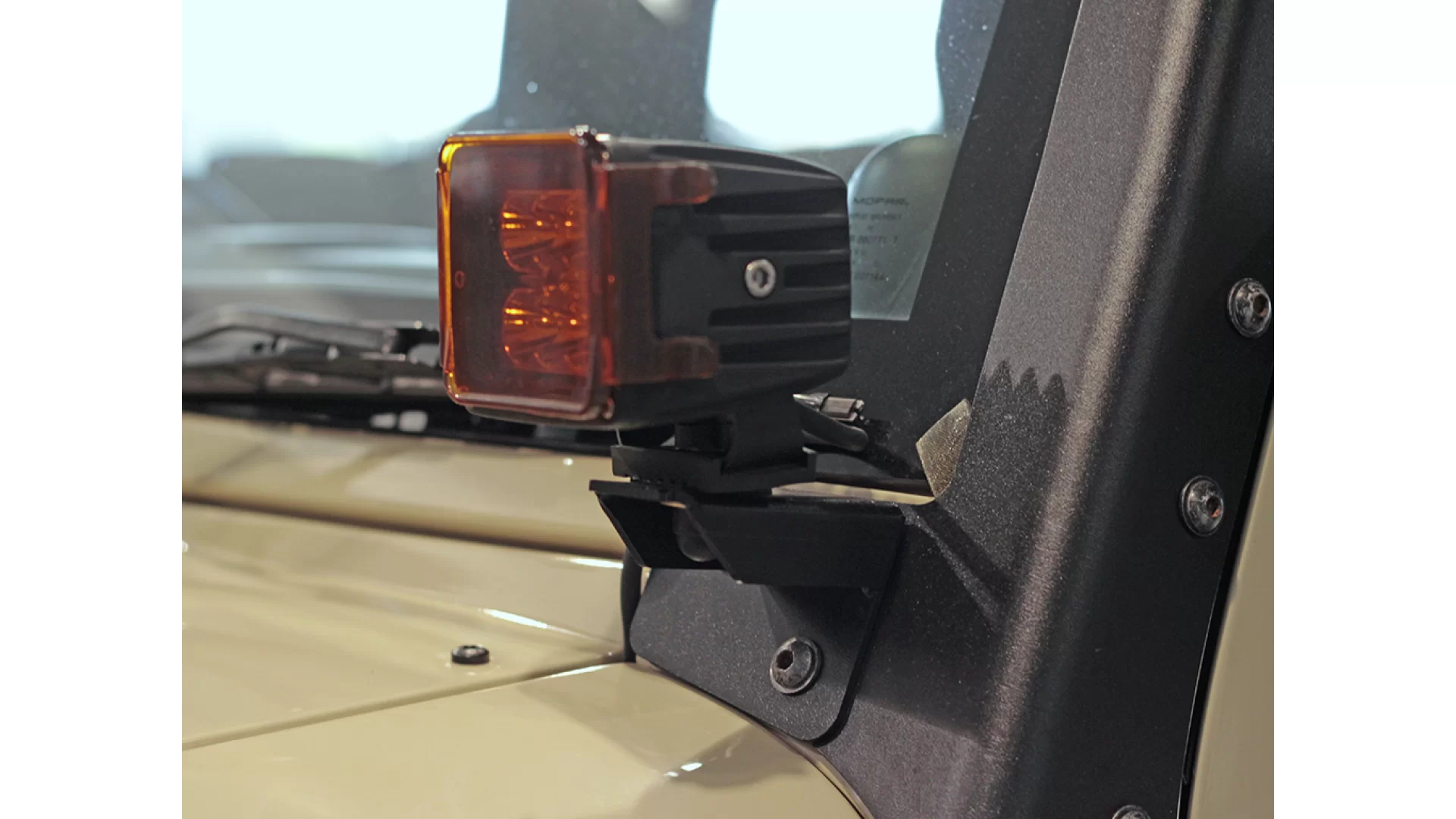 Jeep Wrangler JK/JKU Windshield Spot Light Brackets - RRAC014 - View 2