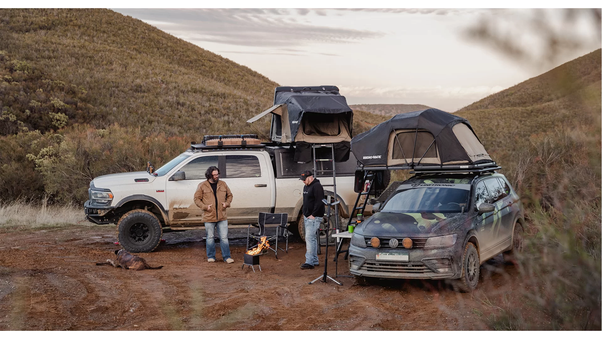 Rhino Rack Hardshell Roof Top Tent (61002) - View 1