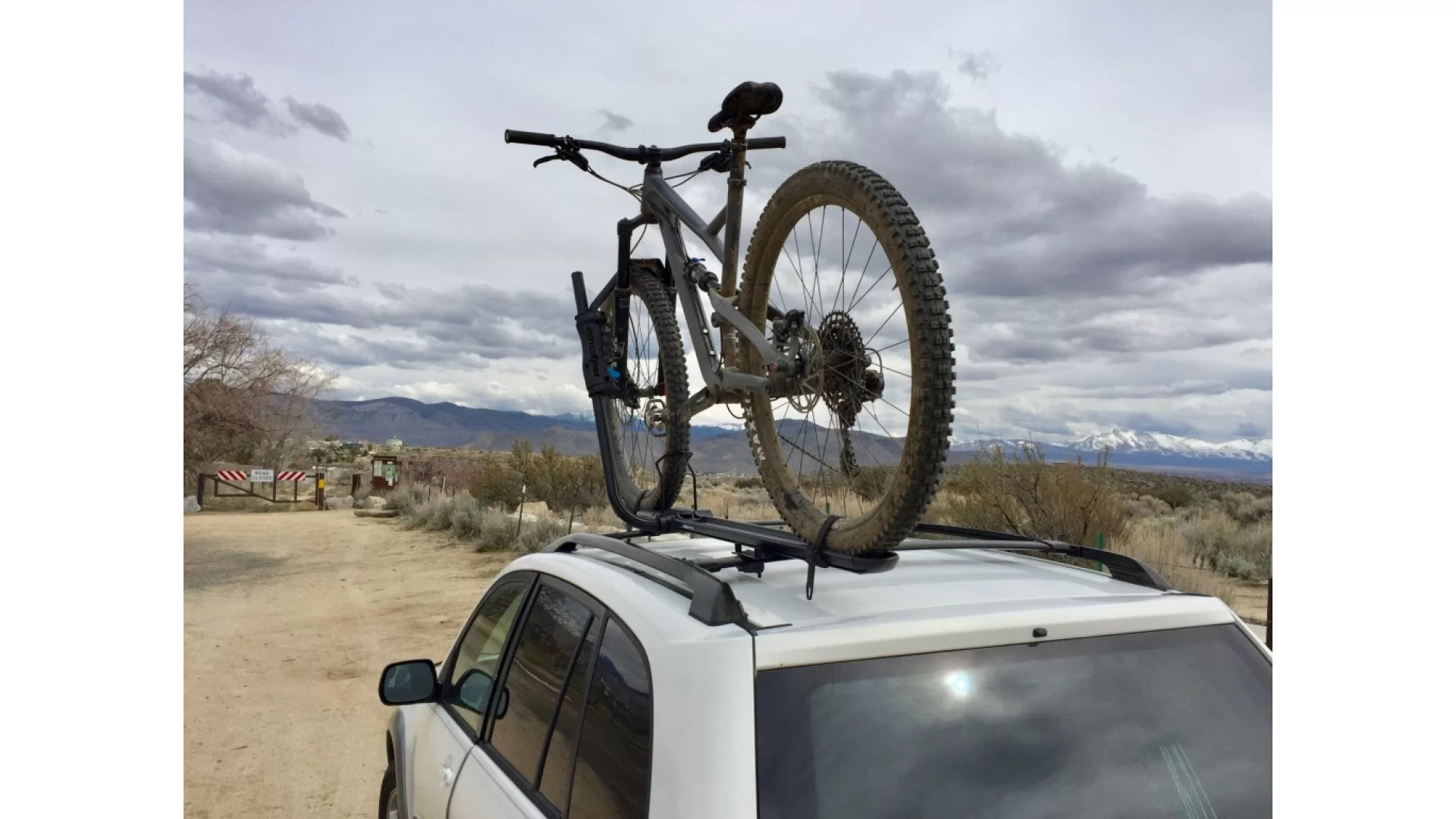 RockyMounts BrassKnuckles Roof Mounted Bike Carrier (12010) - View 8