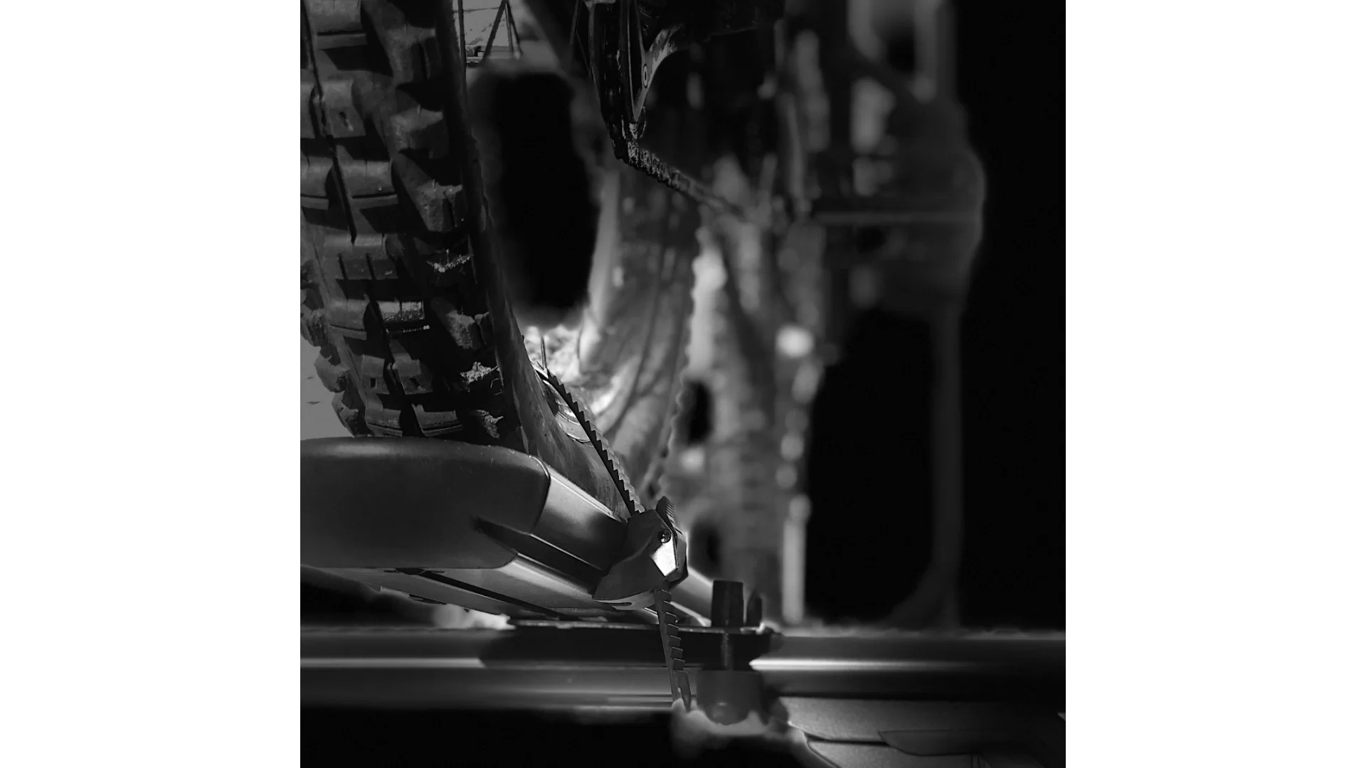 RockyMounts BrassKnuckles Roof Mounted Bike Carrier (12010) - View 1