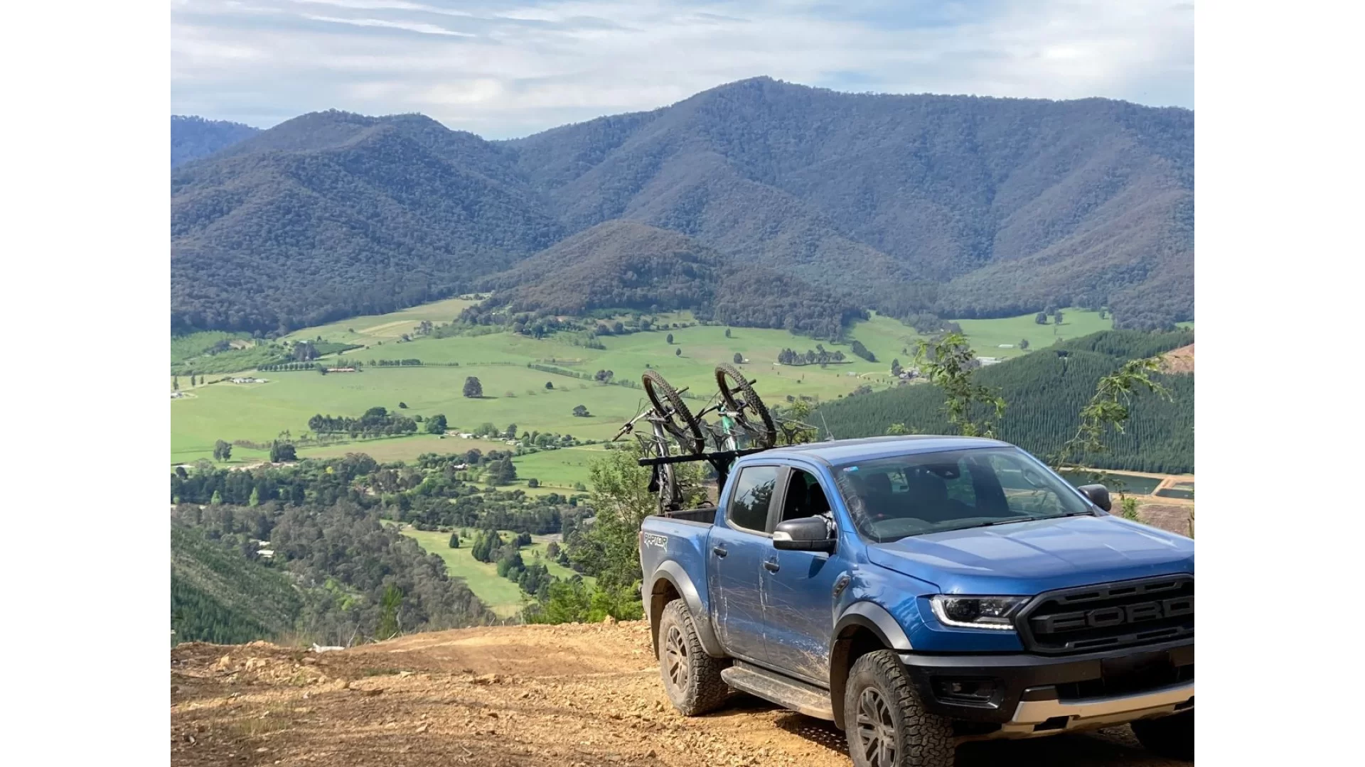 Rola Vertical Bike Rack - 3 Bike Carrier VBR3 - View 2