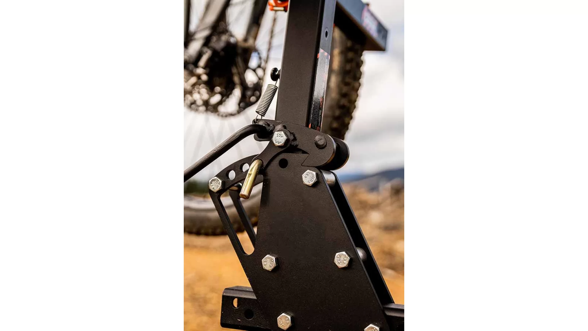 Shingleback Lite Vertical Rack - 4 bike Rack - SBR004 - View 6