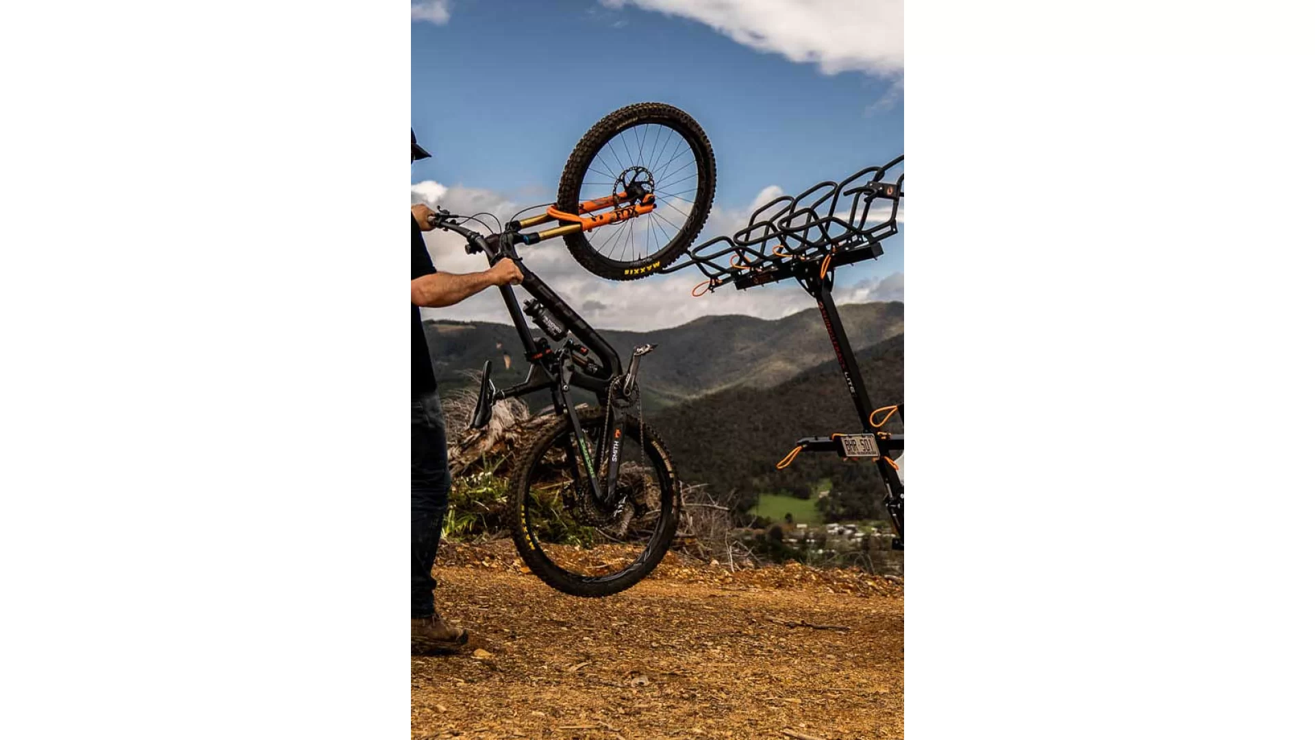 Shingleback Lite Vertical Rack - 5 bike Rack - SBR005 - View 3