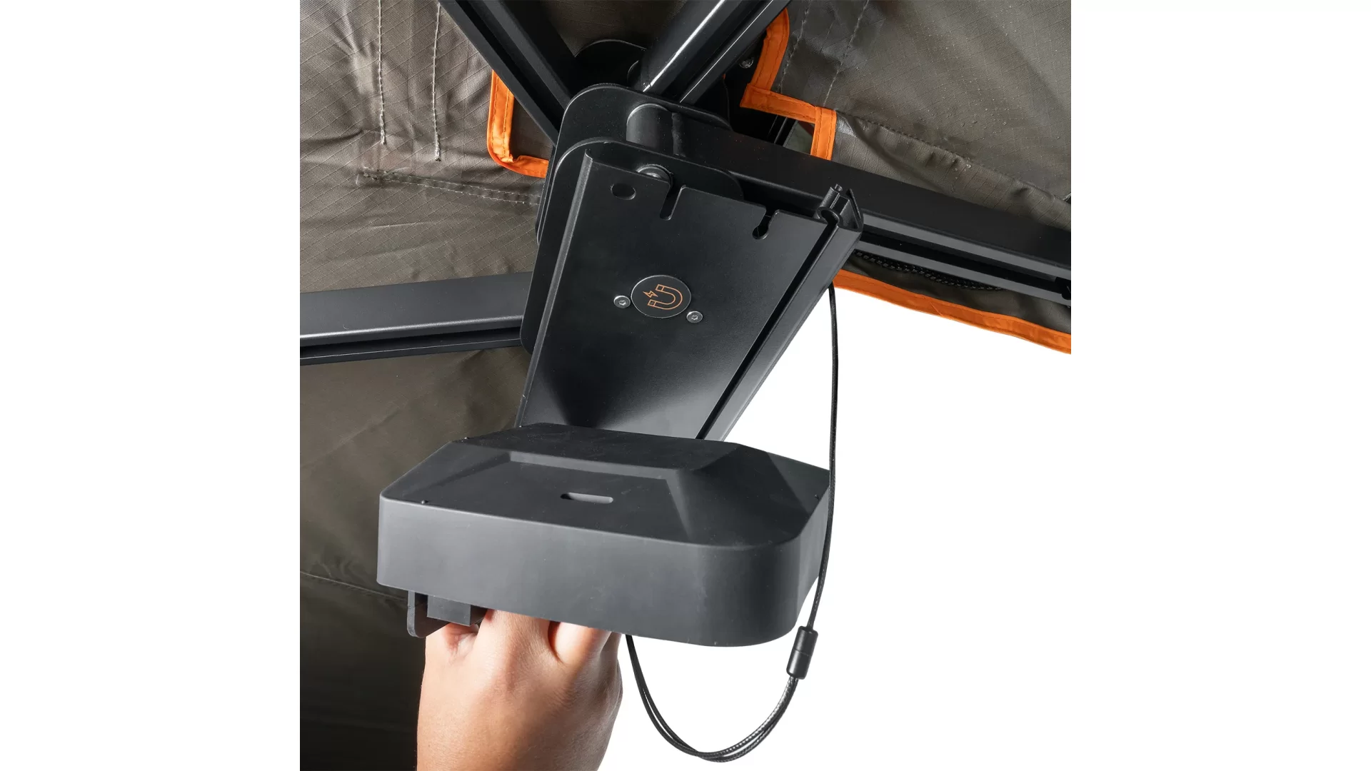 Darche Freestanding Hardshell 270 Awning (T050801736) - View 4