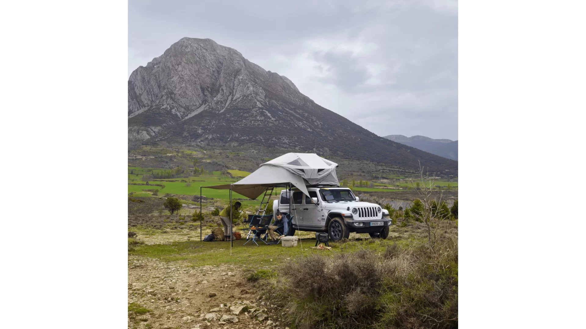 Thule Approach Awning S/M - 901851 - View 2