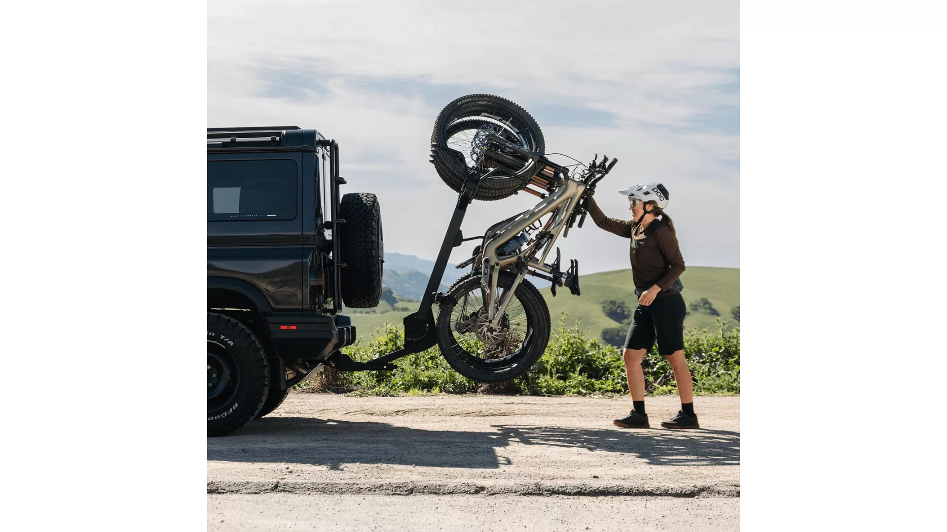 Thule ReVert 6 Bike Vertical Rack (9026500) - View 6