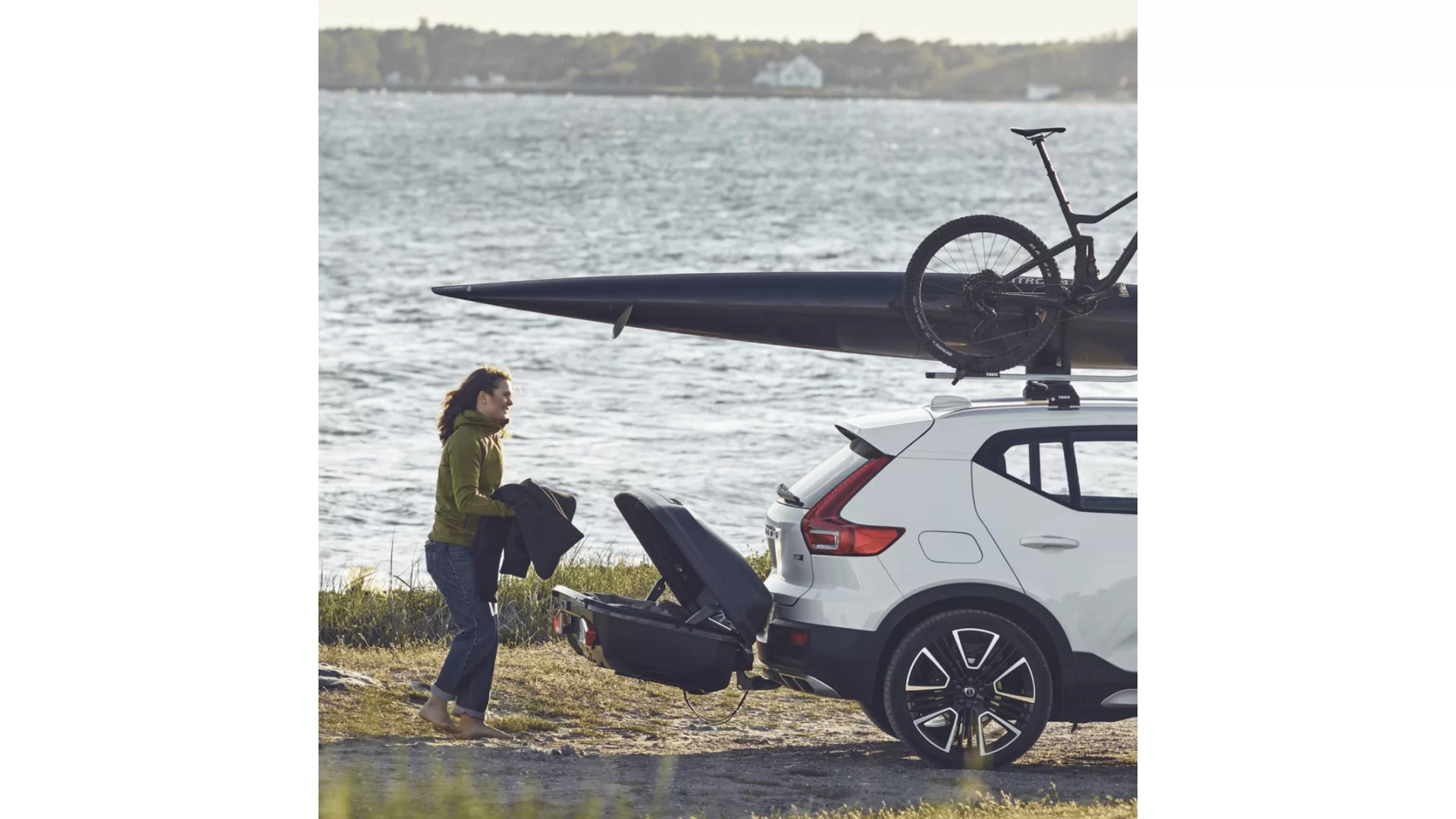 Thule Arcos Black 300 litre Medium Rear Mounted Carrier - 906100 - View 1