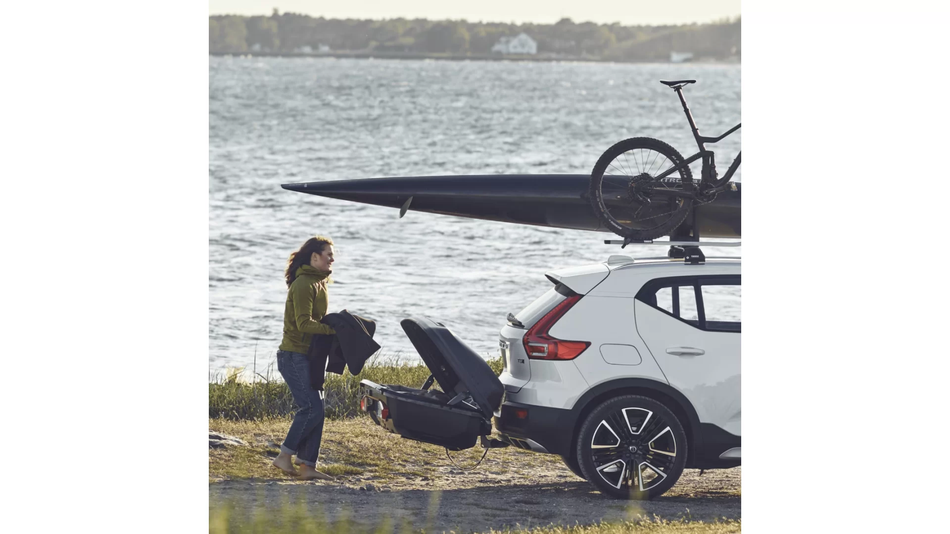 Thule Arcos Black 400 litre Large Rear Mounted Carrier - 906200 - View 1