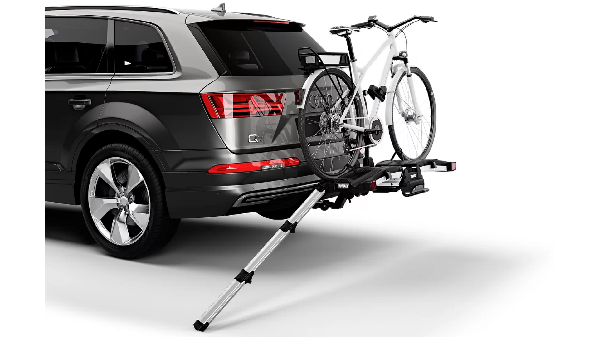 Thule EasyFold XT Long Loading Ramp 933402 - View 2