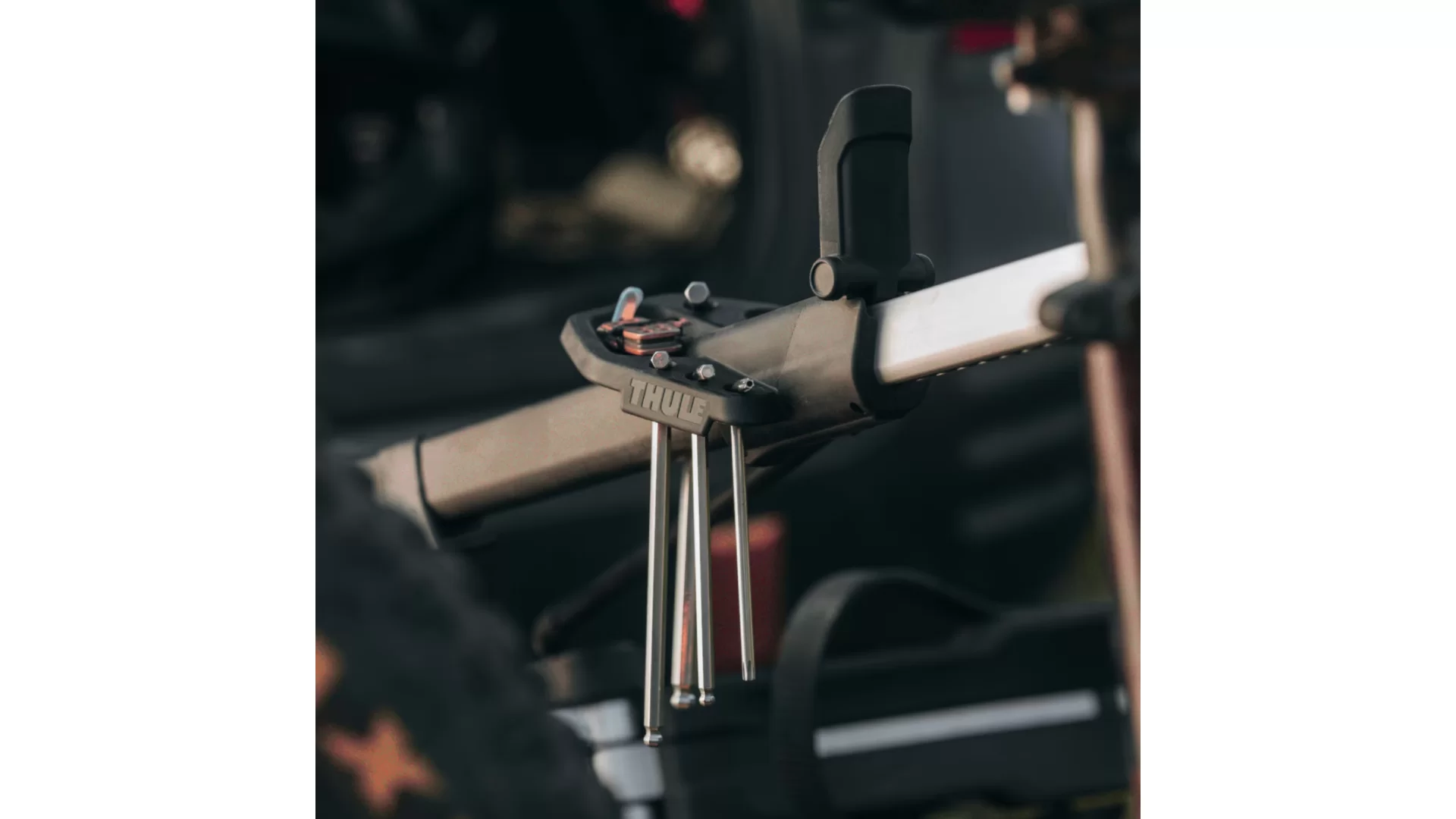 Thule Epos Bike Repair Holder (978300) - View 1