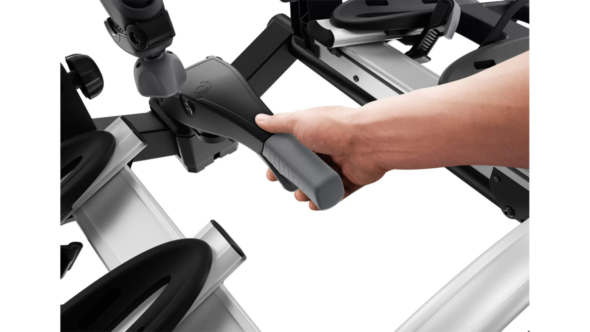 Thule VeloCompact 4 bike tow ball mounted carrier combo (927002 + 926101) - View 5