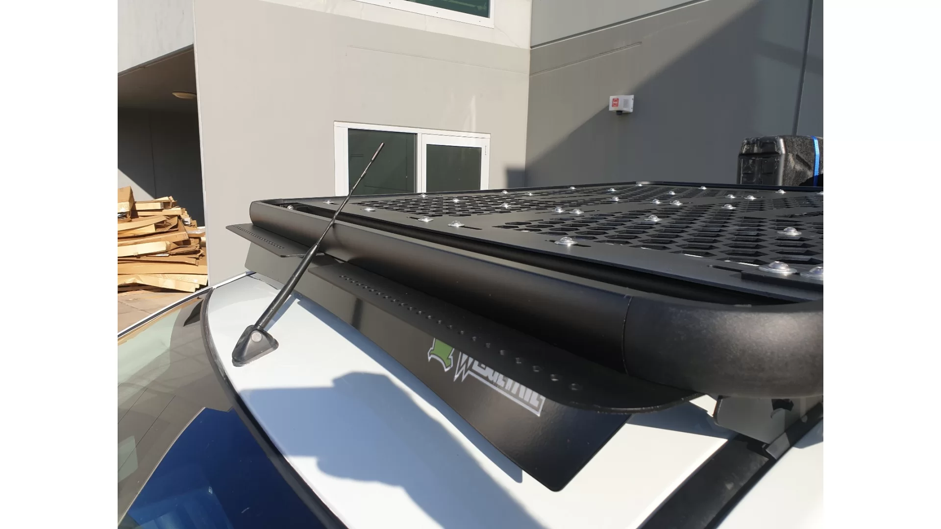 Wedgetail Accessory - Lightbar Mount Kit To Suit Volkswagen Crafter Sy/sz Lwb 2018 - Current - WTA-LBVCRLH