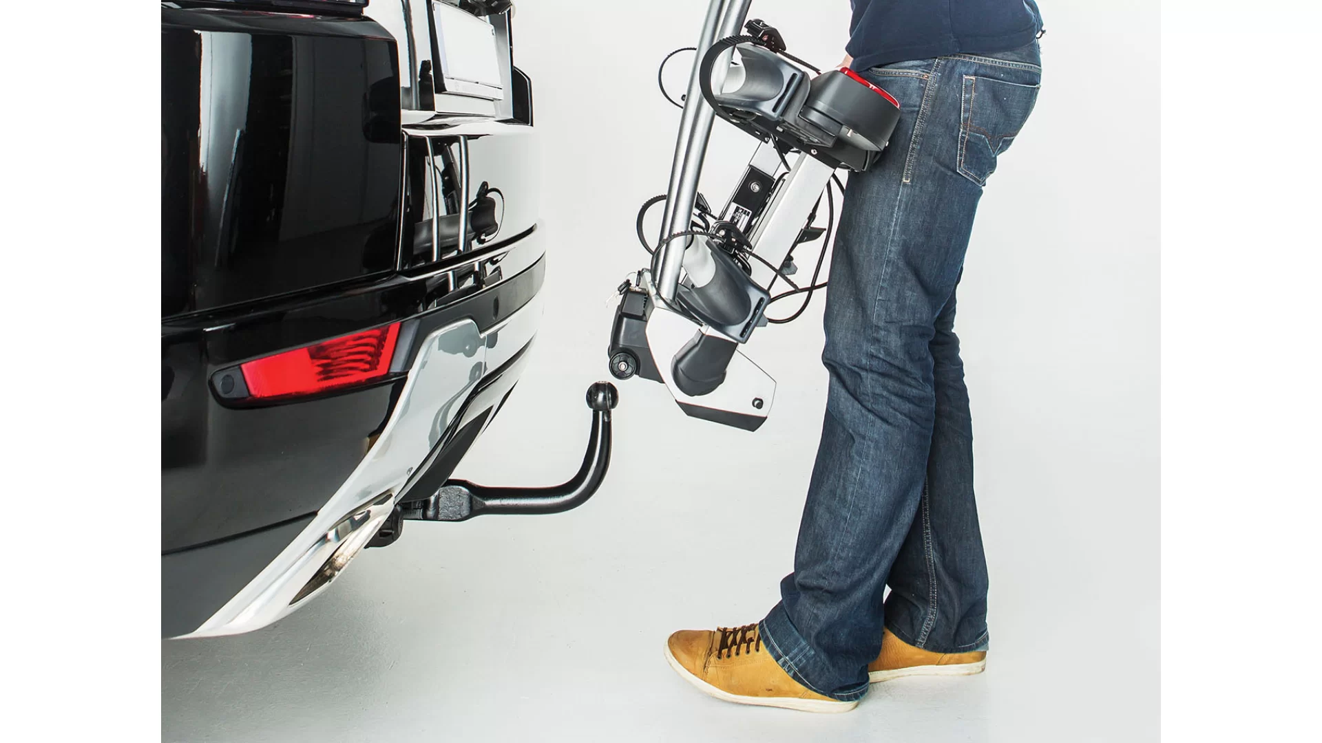 Yakima JustClick 2 Bike Towball Mounted Carrier (8002493) - View 9