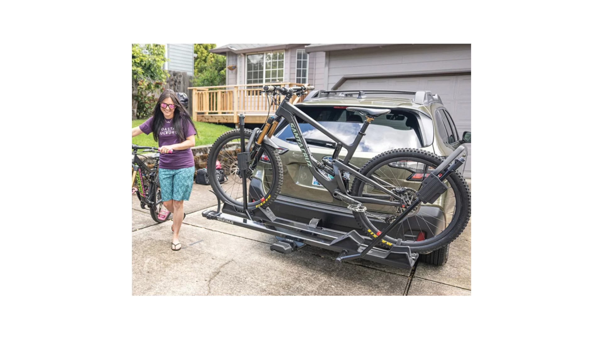 Yakima StageTwo Anthracite 2 Bike Hitch Mounted Carrier - 8002725 - View 2