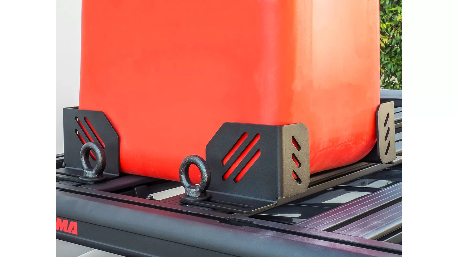 Yakima Corner Bracket Kit 8005036 - View 4