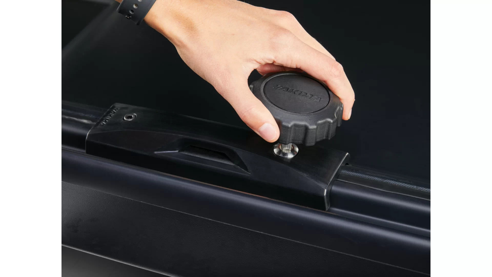 Yakima SkyBox NX 16 Textured Black 450 litre Roof Box - 8007369 - View 2