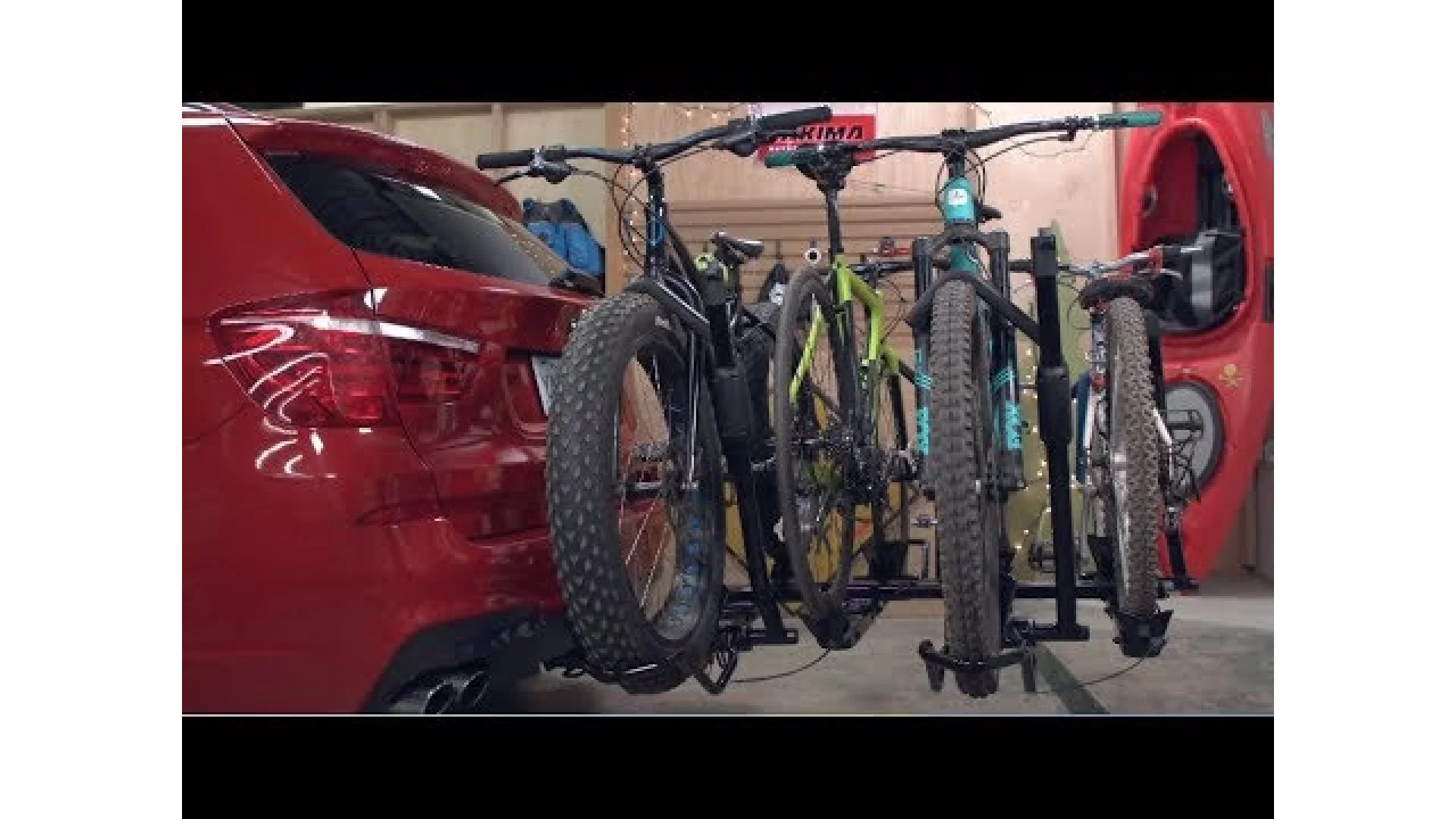 Yakima HoldUp EVO 4 Bike Carrier Combo 8002479 + 8002482 - View 1